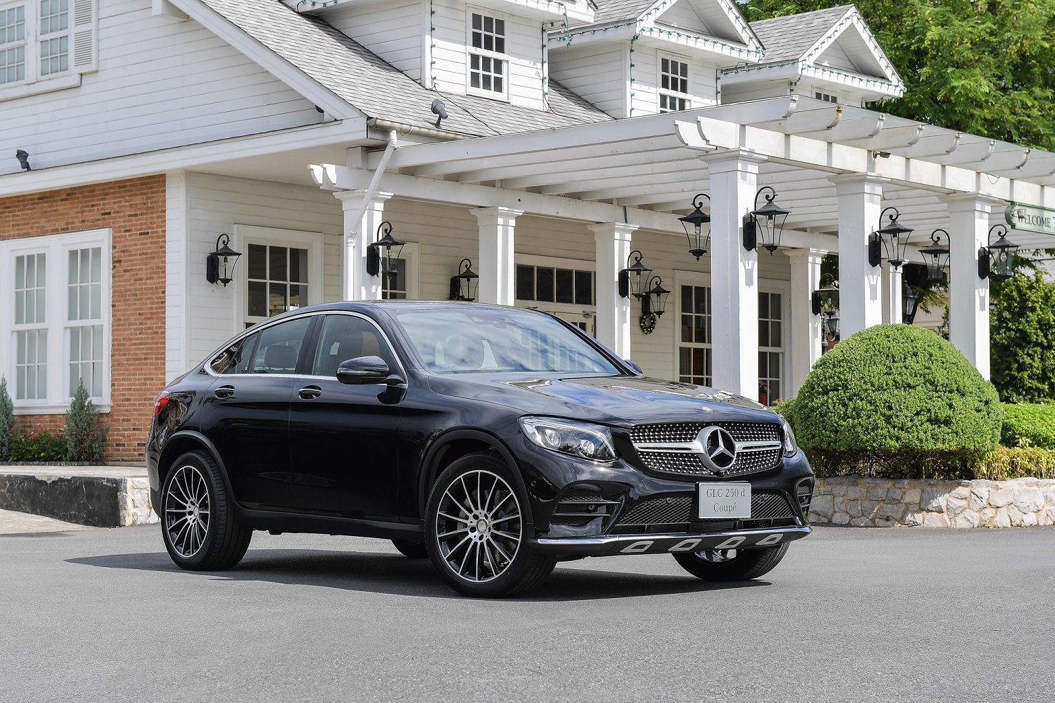 Glc 250. GLC 250d Coupe. GLC 250 D 4matic. GLC Coupe 2015.