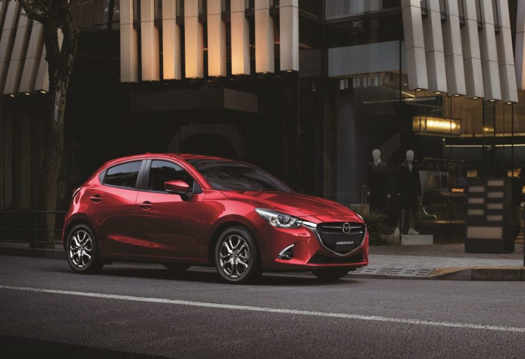 Мазда 2 2000. Mazda 2 2015. Mazda 2 2022. Мазда 2 2018. Mazda 2 2020.