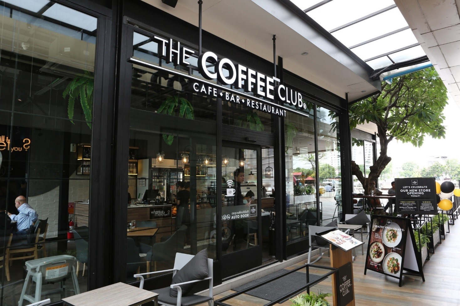 เต มความช มฉ ำอย างจ ใจท The Coffee Club ก บเคร องด มป น ส ตรพ เศษ ท ค ณต องร องว าว